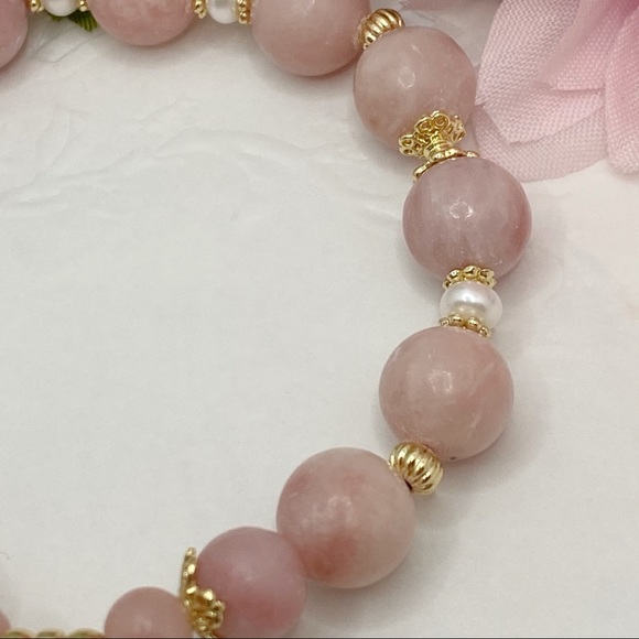 Nature Pink Opal Bracelet - Picture 5 of 9